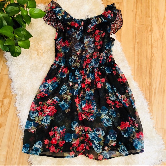 💕Sheer Floral American Rag Summer Dress 💕 - Picture 4 of 5